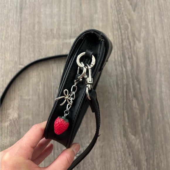 Brandy Melville purse - Picture 4 of 11